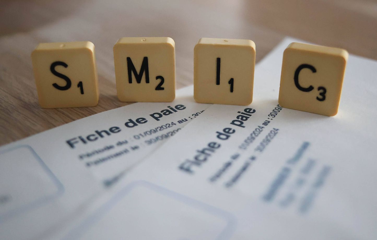 Sin ayuda, 35 euros más al mes… Subida del salario mínimo este lunes Sin ayuda, 35 euros más al mes… Subida del salario mínimo este lunes